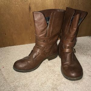 Brown boots